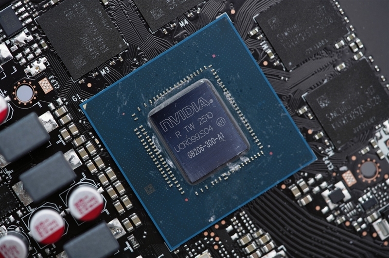 映众RTX 5060 Ti曜夜16GB显卡评测:小巧简约 DLSS 4表现亮眼