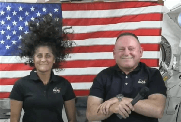 美国龙飞船发射升空:被困太空9个月的宇航员终于能回来了