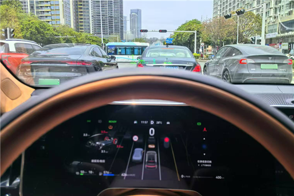 华为百万级豪车 尊界S800上市定档:内饰部分细节提前曝光