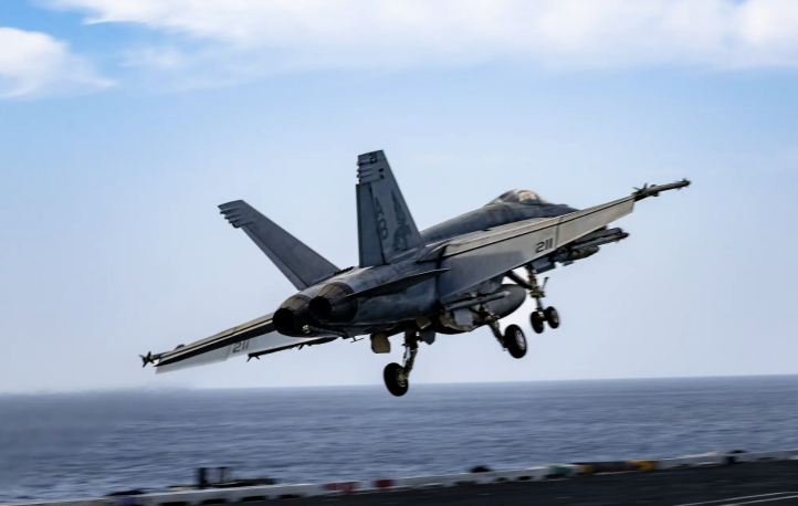 美国海军F/A-18“超级大黄蜂”战机。资料图 图自美媒