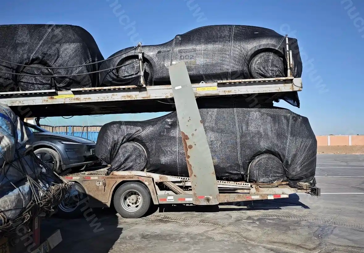 小米“昆仑”增程SUV谍照曝光,首次与YU7同框