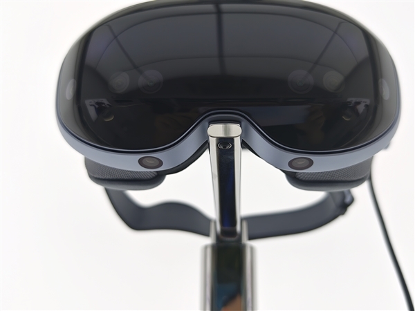 vivo Vision价格有望低于1万元:定价比苹果Vision Pro更激进