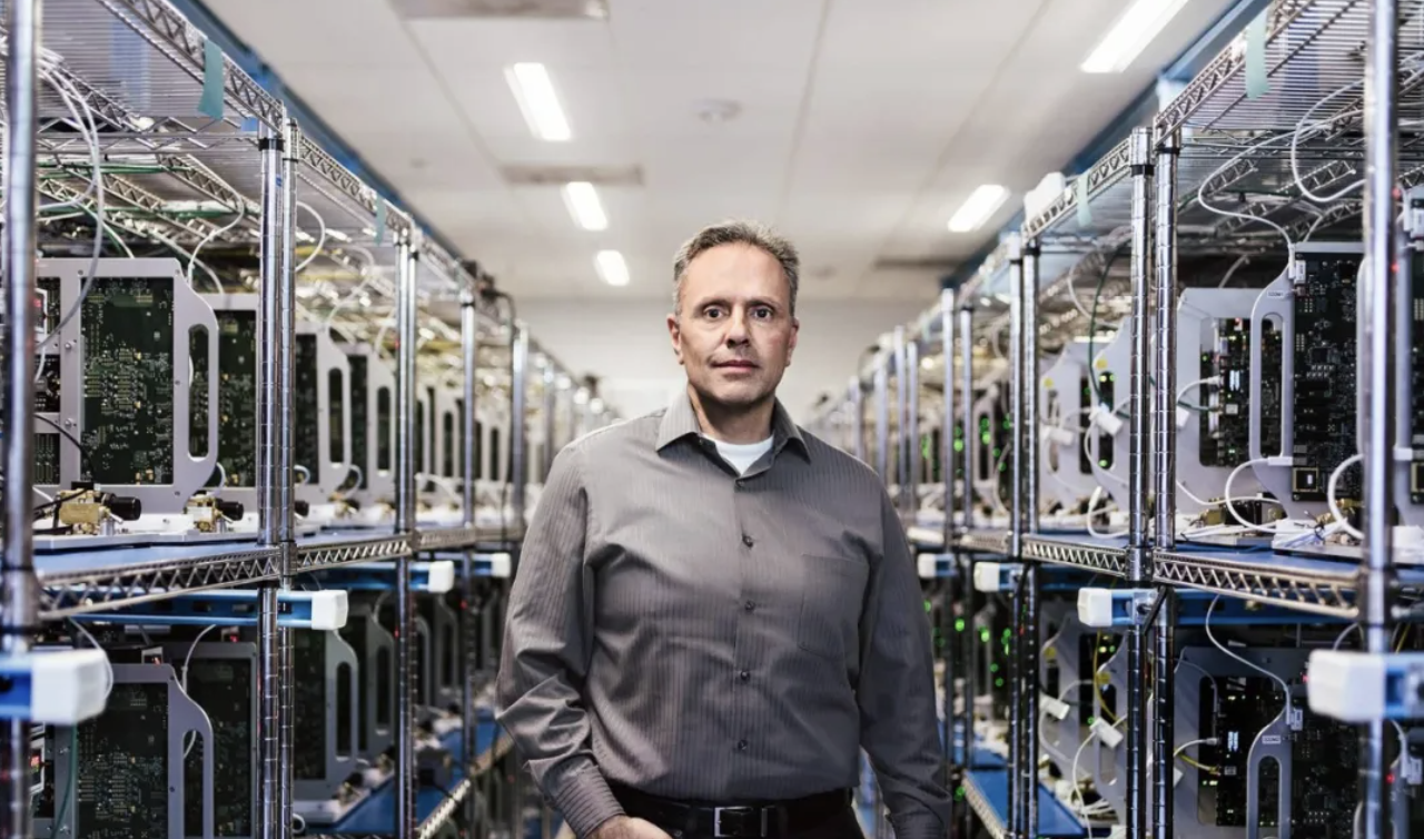 突发|苹果高管地震还在持续:芯片负责人考虑离职