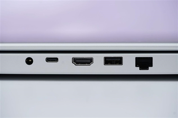 宅系玩家首选!七彩虹橘宝R16 Ultra评测:高颜值金属外观 2k游戏爽玩