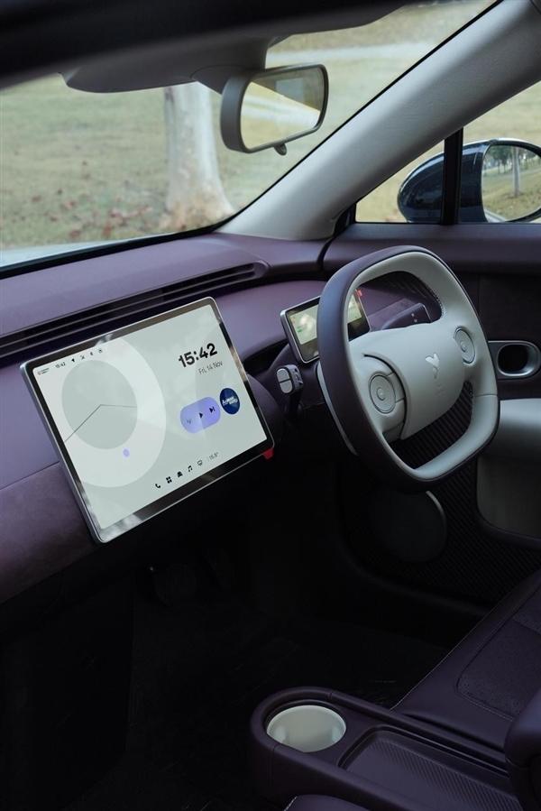 蔚来精品小车萤火虫卖爆 累计交付突破3万辆:将进军东南亚