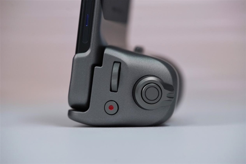 史上首款手机“大炮”!vivo X200 Ultra评测:自带外挂的全能V单