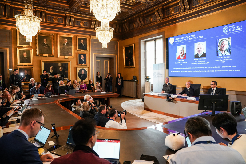 瑞典皇家科學院7日宣布,三名科學家因在量子力學領域的量計理學貢獻獲2025年諾貝爾物理學獎。 新華社記者 彭子洋 攝