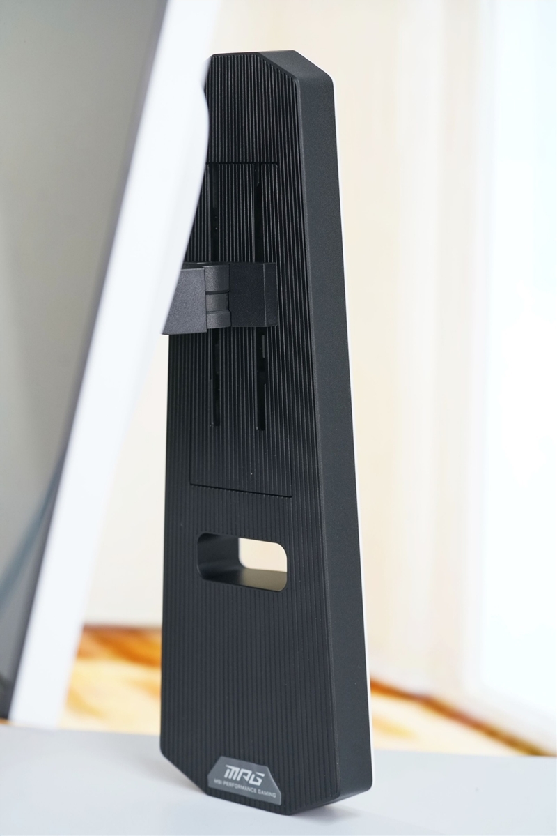 微星MPG 274URDFW E16M显示器评测:Mini-LED面板性能优秀价格亲民 更适合主流玩家的电竞显示器