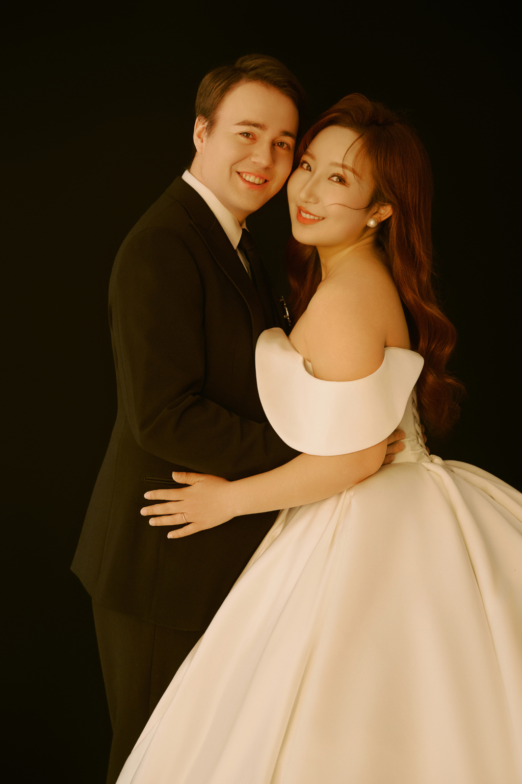 杰凯和恒艺的婚纱照。