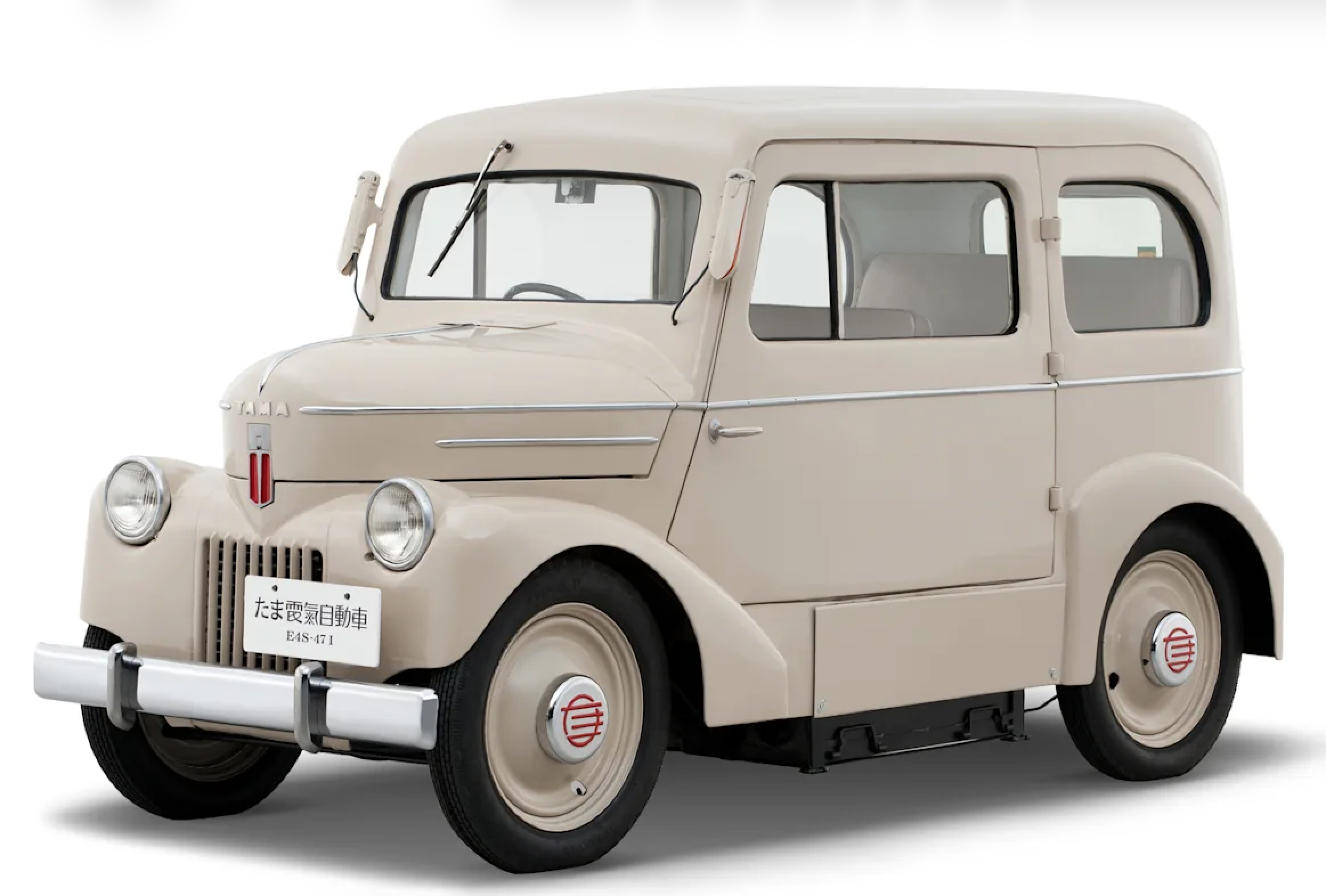 全球首款量产电动车日产聆风第三代登场,此次能否与特斯拉一较高下?