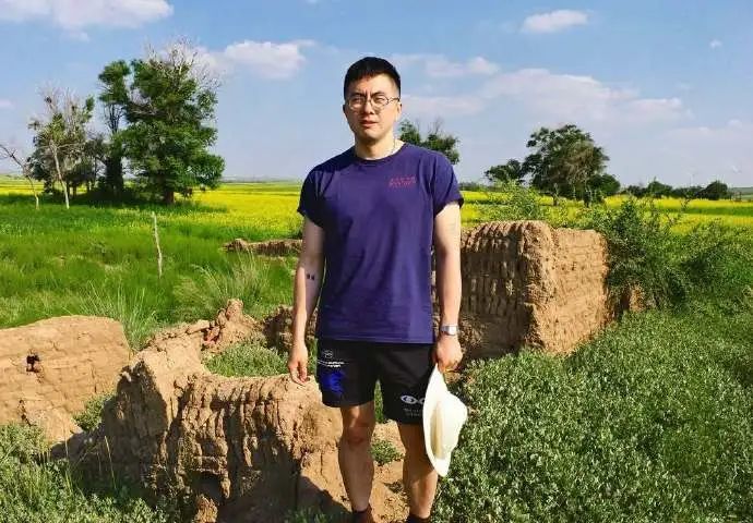 美国明星杨伯文 Bowen Yang 宣传他表哥在沈阳的火锅店