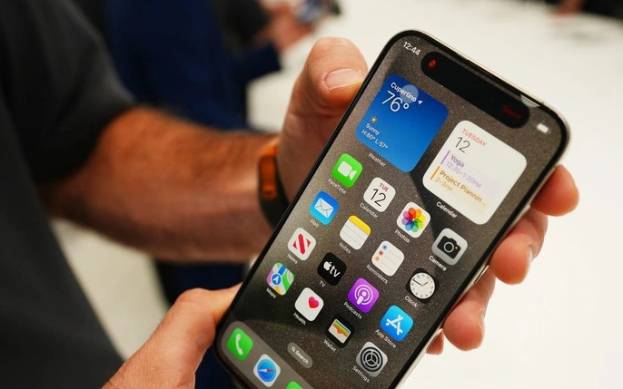 iPhone 支持意念操控了,背后藏着脑后插管的另一种答案