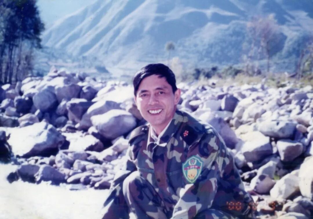 沈石溪在部隊時期的老照片