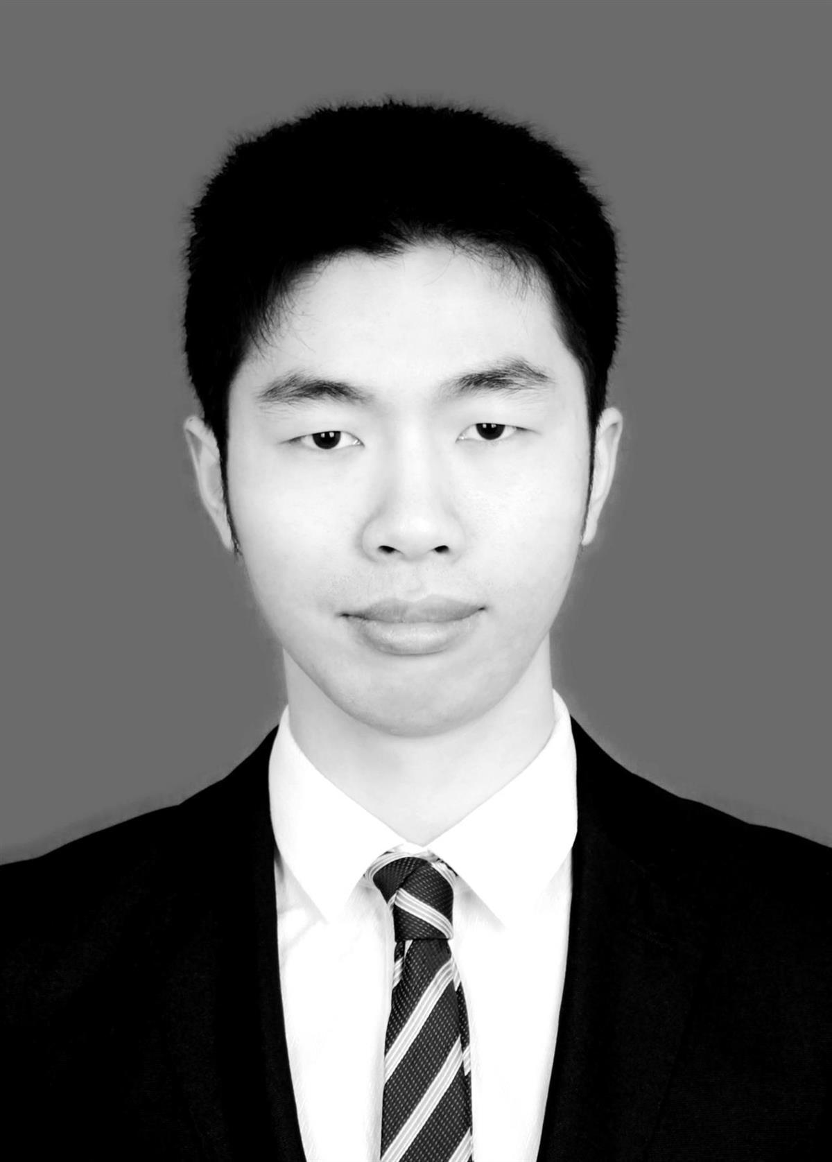 刘昊霖 (图片来源:湘潭大学官网)