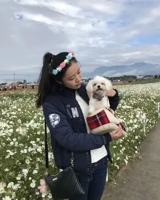 阿公以前养老虎。 (图/IG@ihsuan_yeh提供)