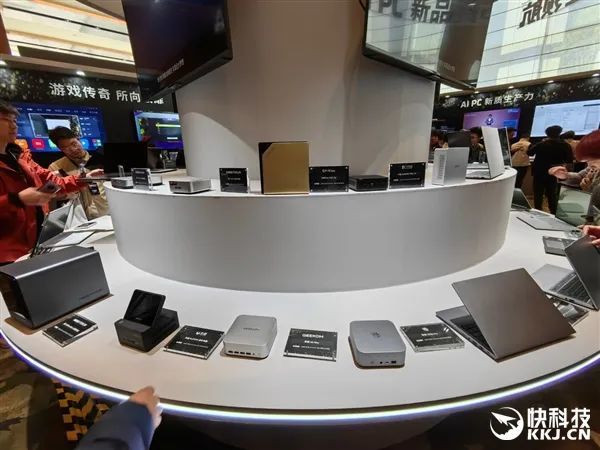 AMD雄起！AI PC确凿作念起来了 苏姿丰亲临中国盛赞