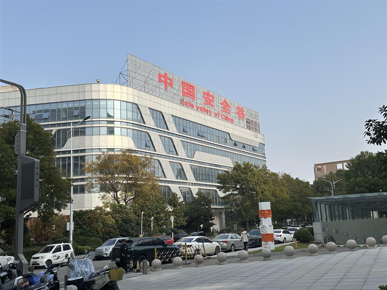 微信图片_20251114231437_158_254.jpg