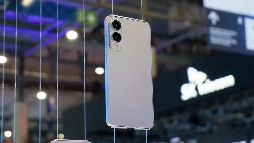 三星Galaxy S25 Edge通过认证:支持25W有线充、Wi-Fi 7