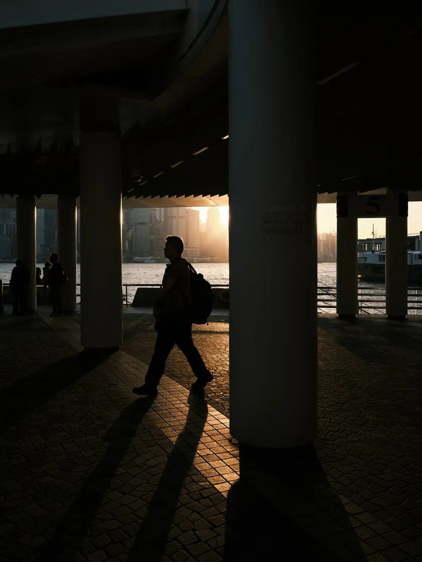 中画幅的街头革命:富士GFX100RF香港漫游