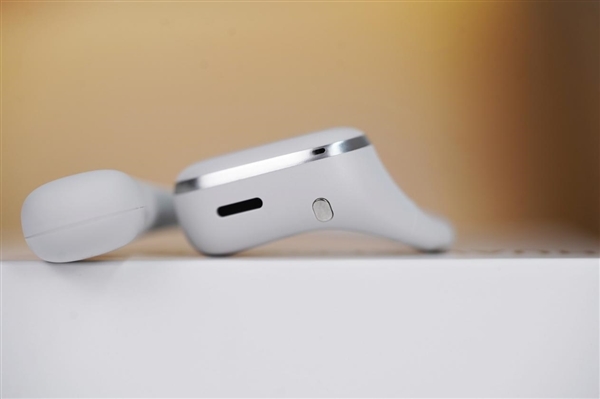 华为首款开放式耳挂耳机!FreeArc图赏