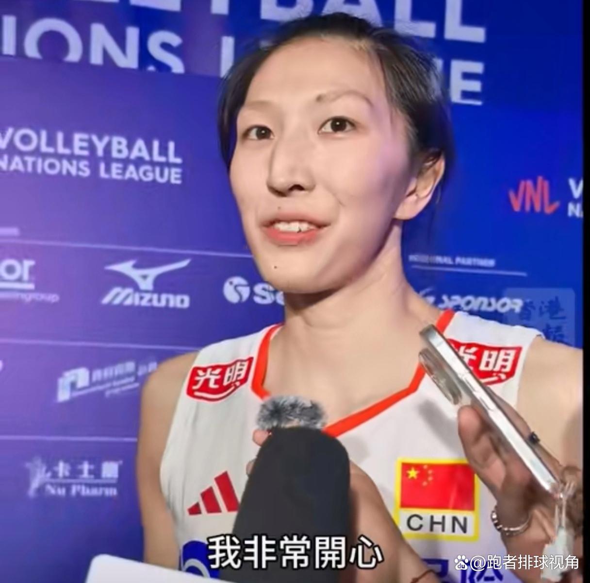 中国女排迎新核心！吴梦洁不贪功，赵勇将复盘比赛，打日本不能输__中国女排迎新核心！吴梦洁不贪功，赵勇将复盘比赛，打日本不能输