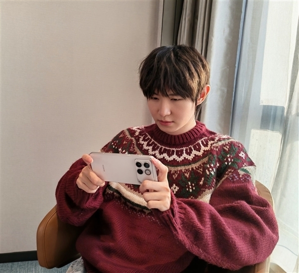 年度电竞夯机!荣耀WIN系列官宣本月发布