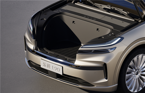240升超大容积!蔚来乐道L90用上电动前备舱:双击可打开