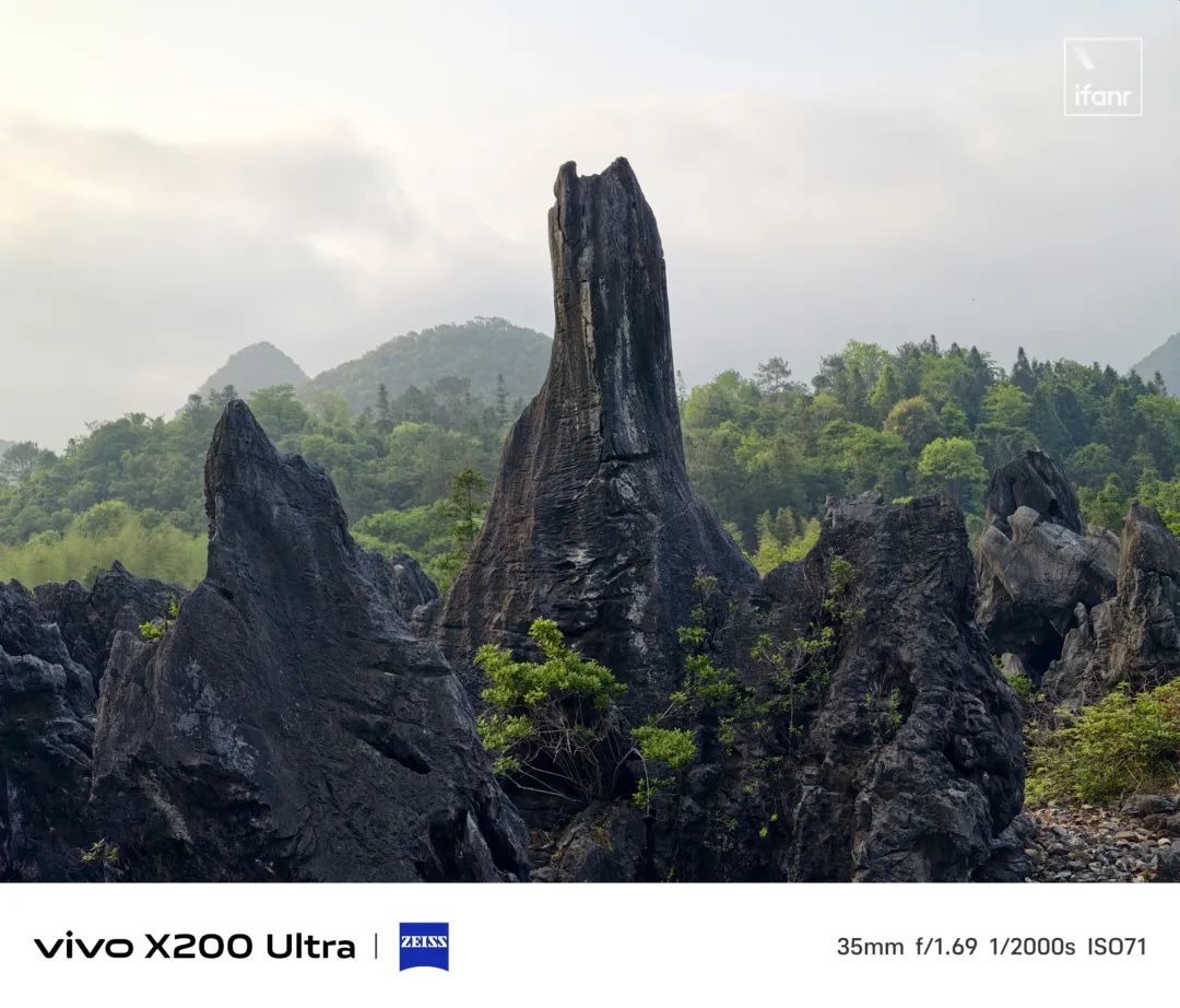 vivo X200 Ultra 影像评测:不输 Pocket 3,强到直接拍银河?