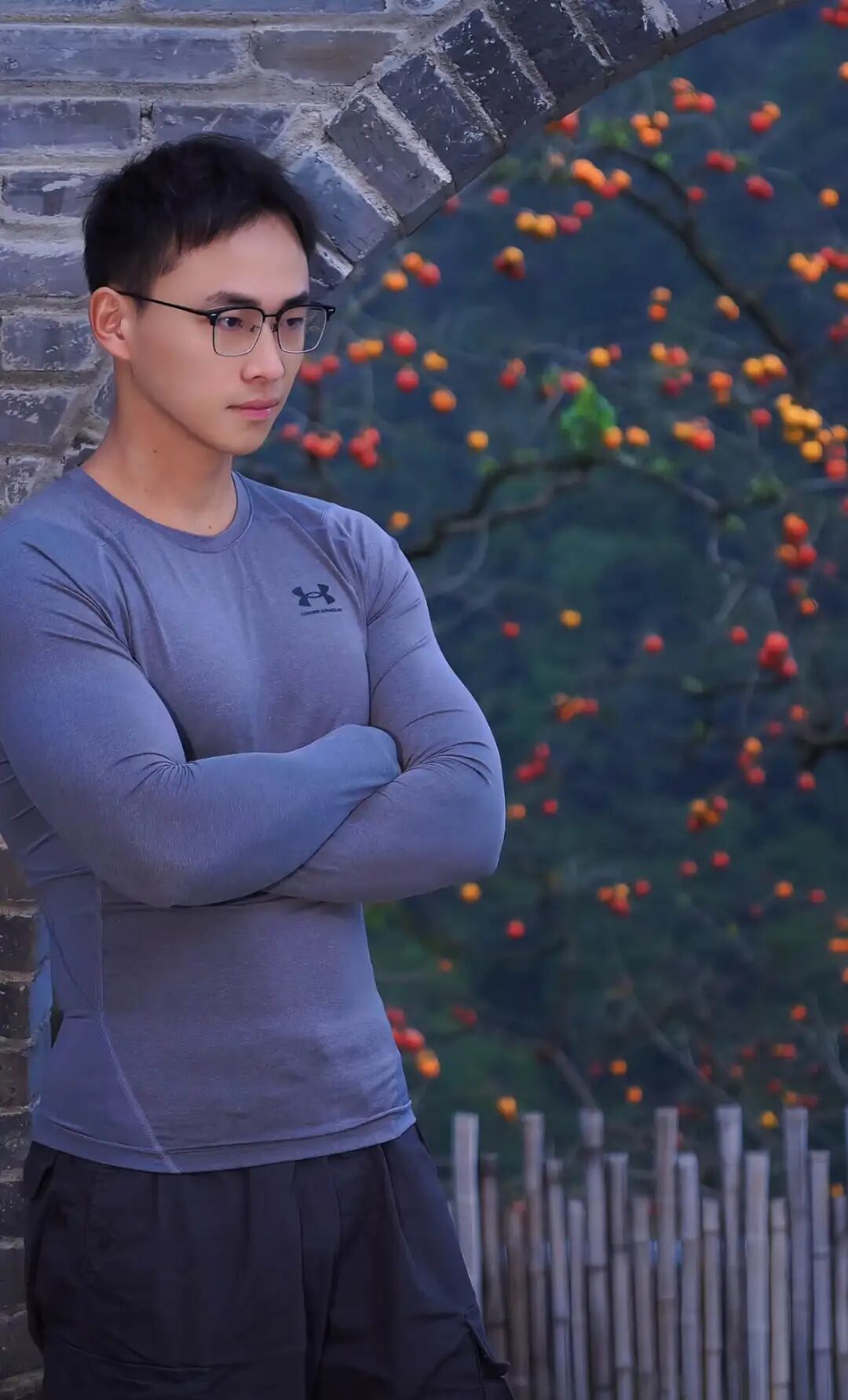 ● 真大啊……这柿子