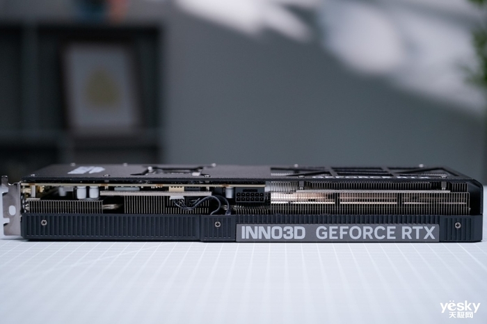 双槽卡也要秒杀2K 畅玩4K 映众RTX 5070 Ti曜夜X3 16GB显卡评测