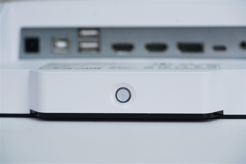 微星MPG 274URDFW E16M显示器评测:Mini-LED面板性能优秀价格亲民 更适合主流玩家的电竞显示器