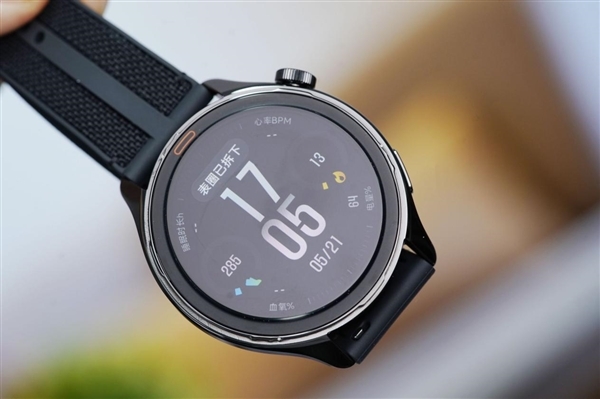 内置玄戒T1芯片!小米手表S4 eSIM 15周年纪念版图赏