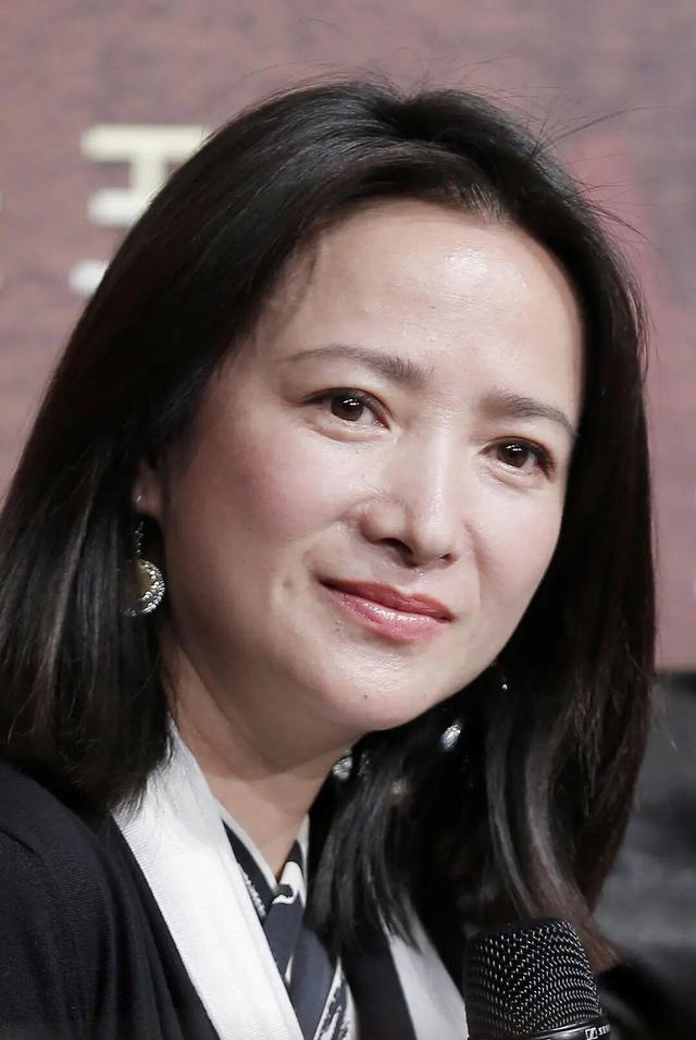 何晴 图据视觉中国