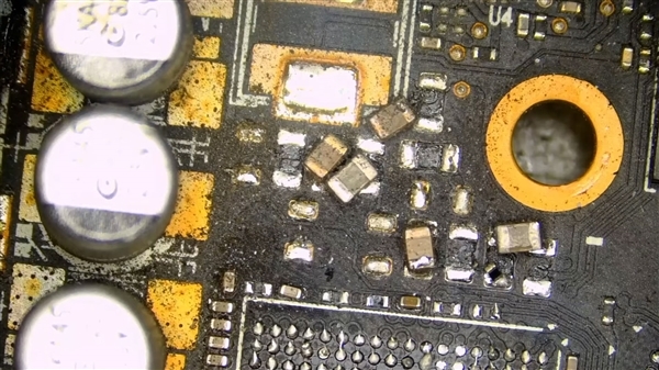 跟黄牛买了块便宜的RTX 3090:GPU、显存全都不见了!