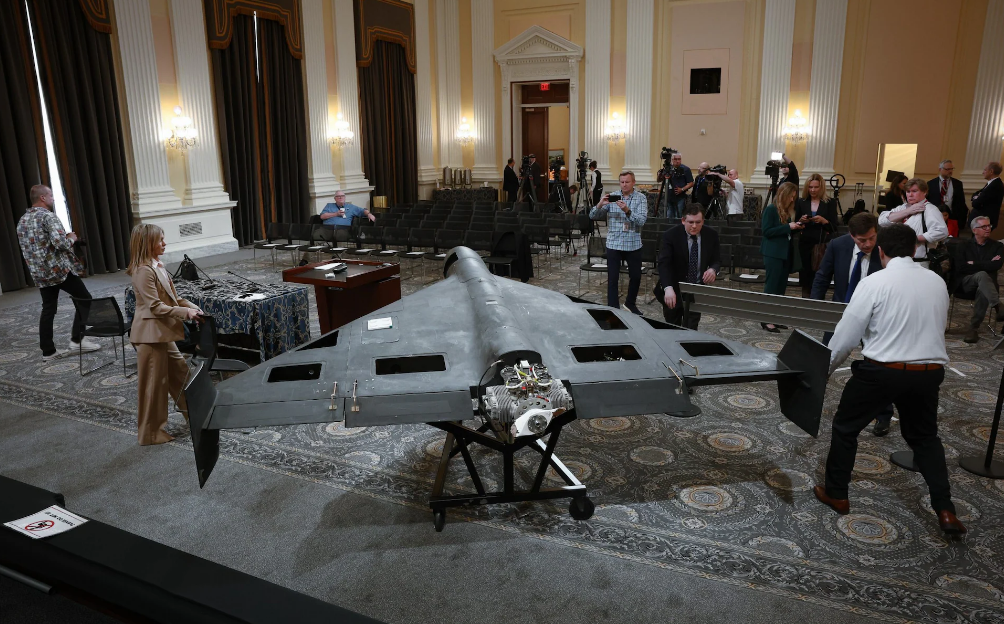 资料图:一架伊朗“沙赫德-136”无人机在美国国会山展出(来源:网)