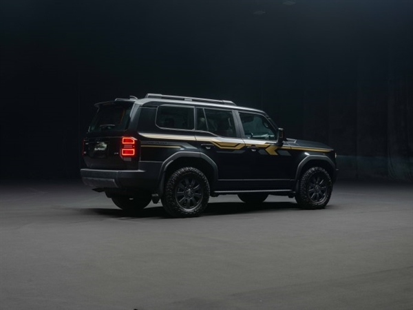 售价55.98万!新款丰田普拉多旗舰VX版下线:配备2.4T油电混动系统