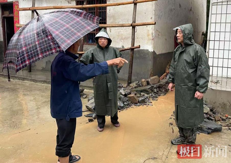 书记担当1.png