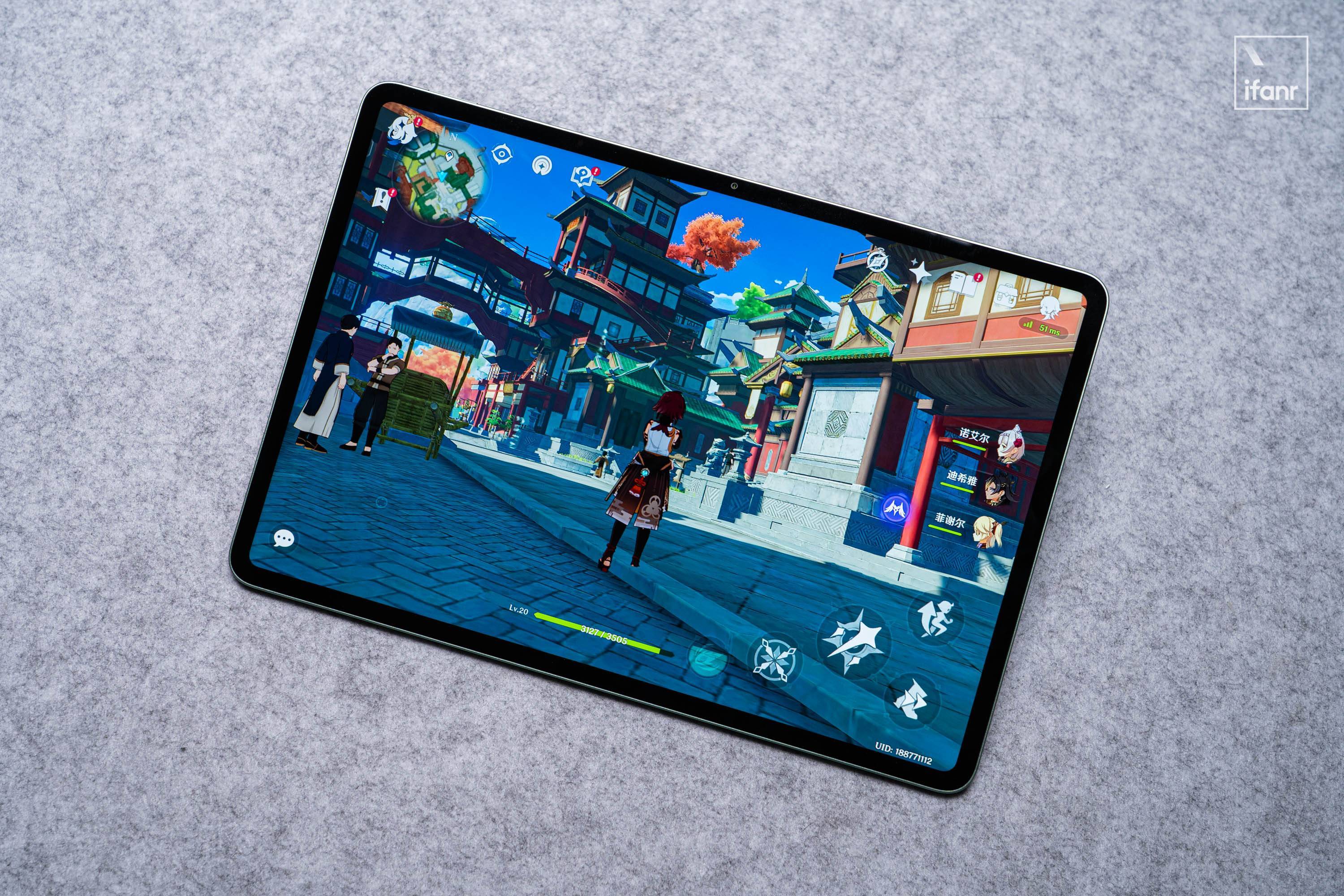 iQOO Pad 5 Pro:专注打游戏,也当生产力 | 新品画报