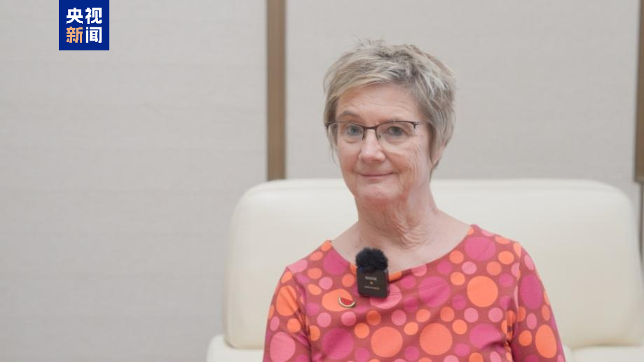 △共产党（丹麦）主席洛特·于特夫特-麦德森