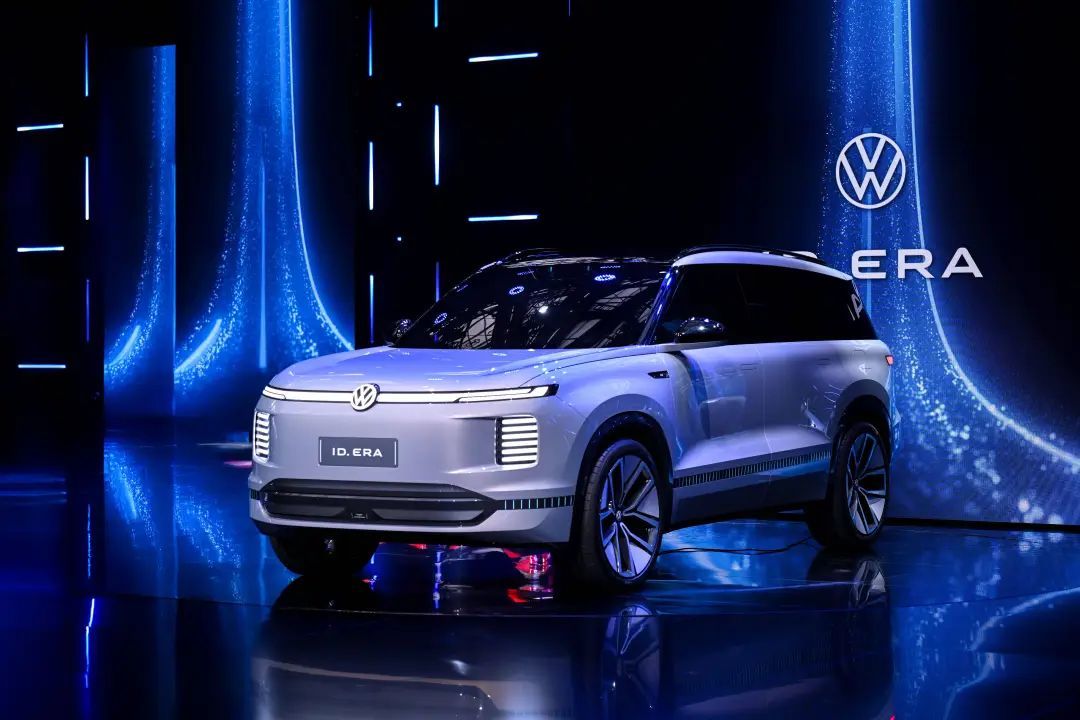 新奥迪 A6L e-tron 亮相,后面跟着 E5 Sportback 和三款大众概念车