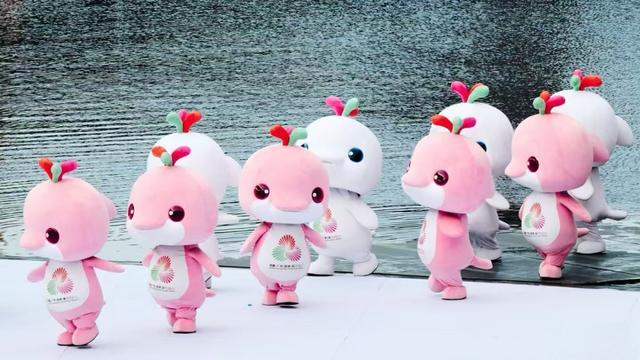 别只盯着Gemini 3!这款国产模型提前实现“随手拍解题”,速度超Gemini 2.5 Flash五倍