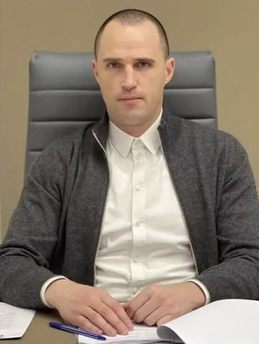 丹尼拉的父亲是哈尔科夫副市长谢尔盖