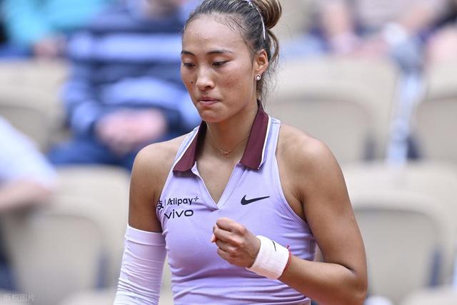 法网最新战报!郑钦文2-0横扫黑马晋级32强;两位前16号种子出局