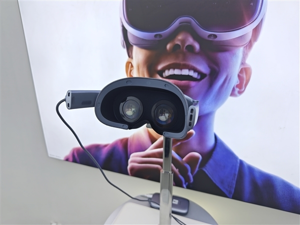 vivo Vision价格有望低于1万元:定价比苹果Vision Pro更激进