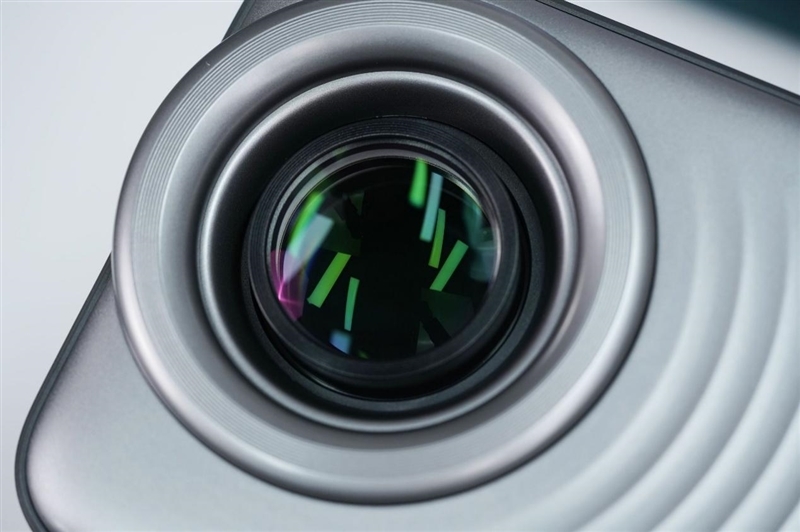 亮度不虚标的典范!哈趣H3 Ultra Max评测:2000元以内最强游戏投影仪