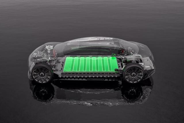 新能源车主集体破防,前脚省油钱,后脚修车2万起步?