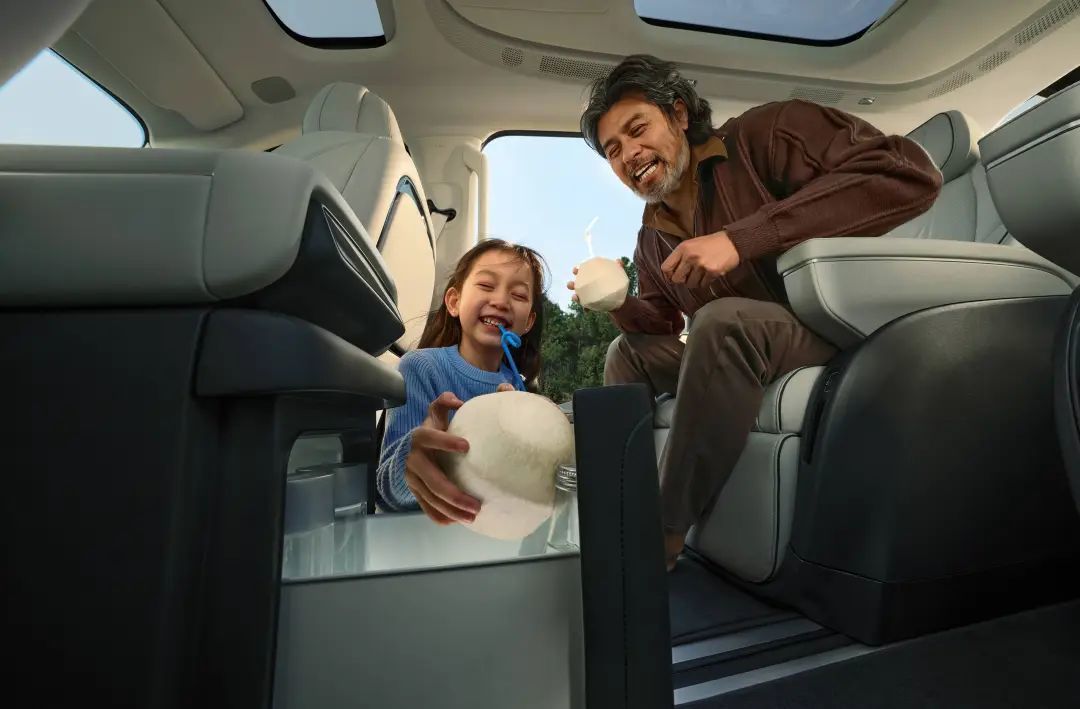 39.98 万元!新款小鹏 X9 开启预售,老车主也能付费升级