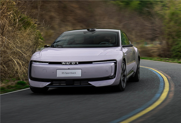 不带四个圈还买单吗 上汽奥迪E5 Sportback开卖:23.59万起
