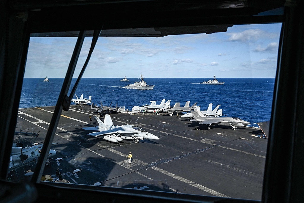 美国海军“卡尔·文森”号航空母舰。 视觉中国