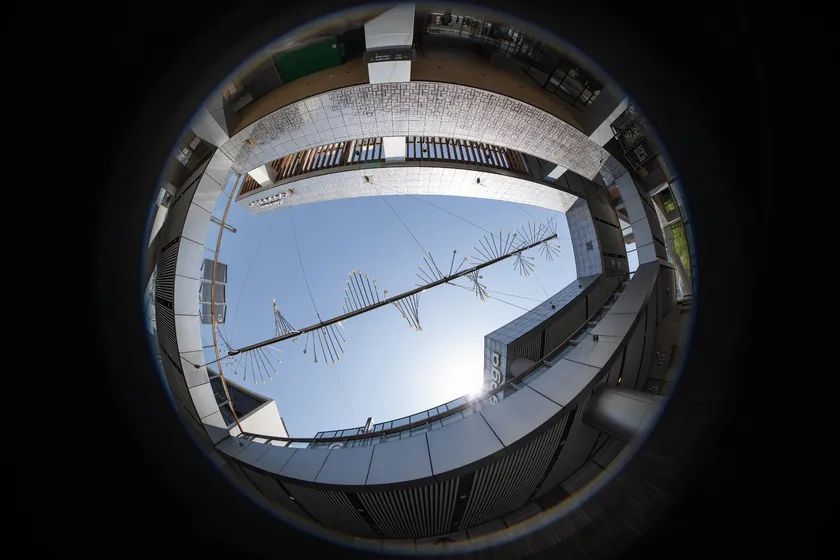 老蛙8-15mm F2.8鱼眼镜头评测 超广角的奇幻之眼